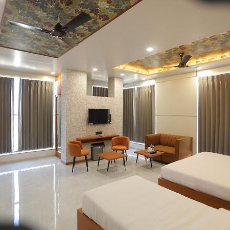 Hotel Pride Of Chittor Chittorgarh Екстериор снимка