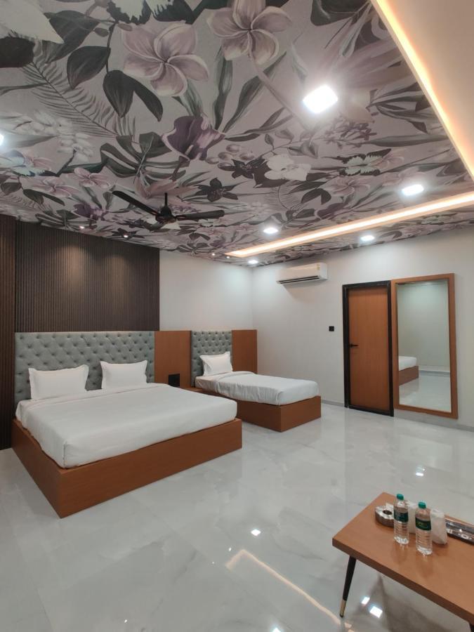 Hotel Pride Of Chittor Chittorgarh Екстериор снимка