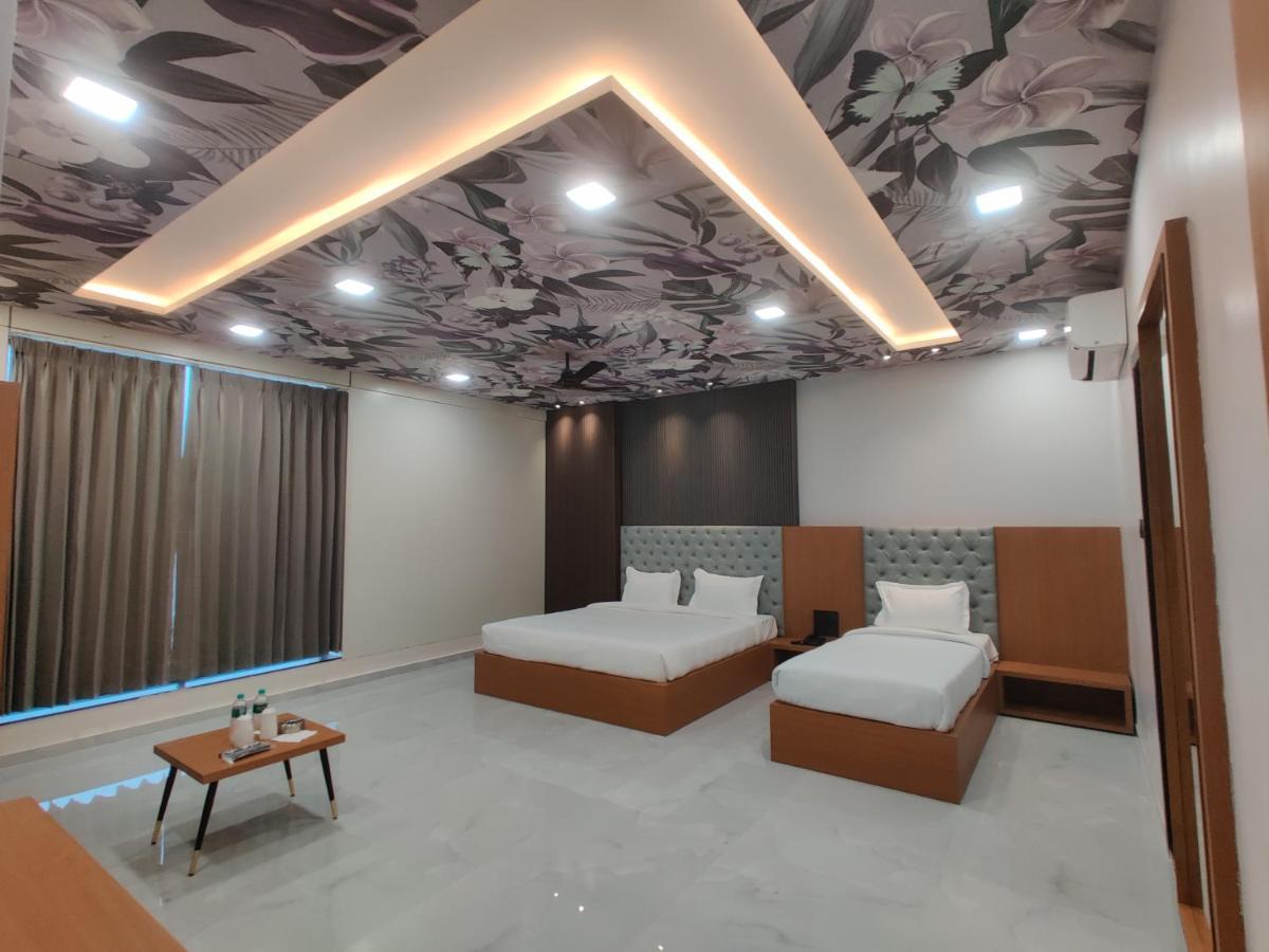Hotel Pride Of Chittor Chittorgarh Екстериор снимка
