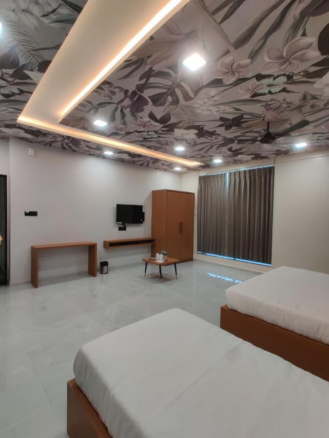 Hotel Pride Of Chittor Chittorgarh Екстериор снимка