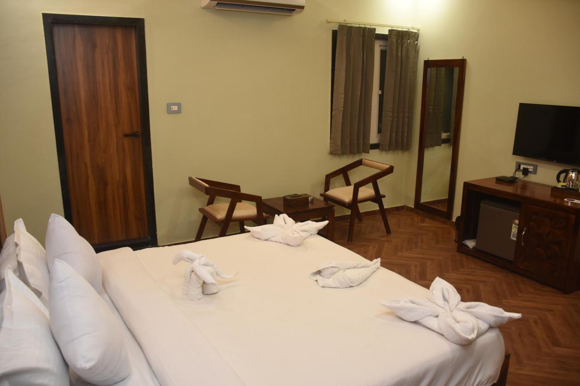 Hotel Pride Of Chittor Chittorgarh Екстериор снимка