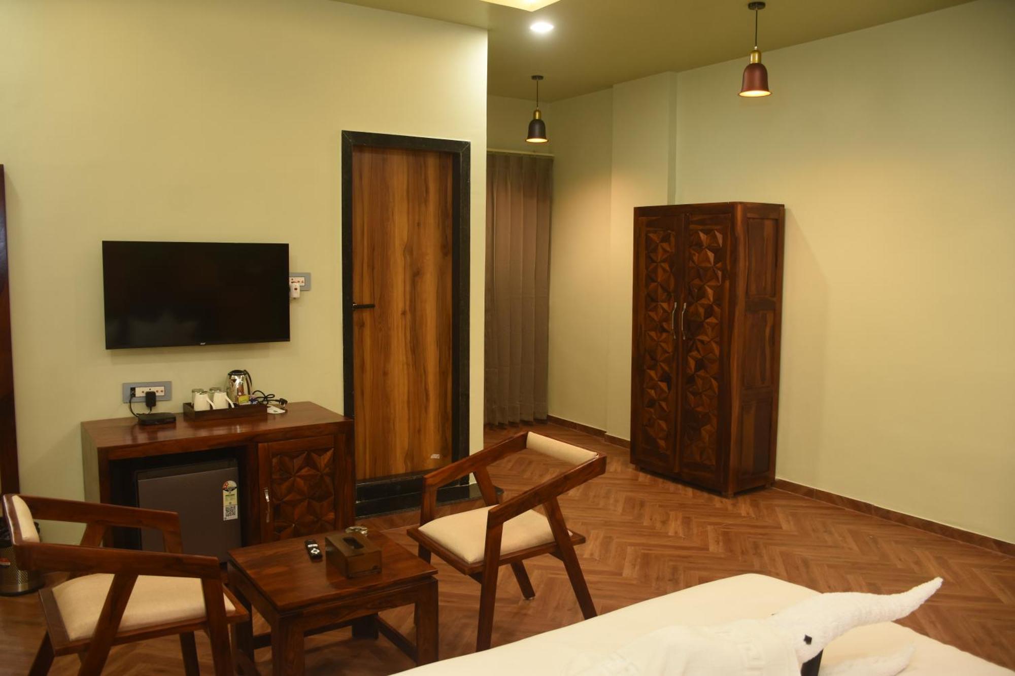 Hotel Pride Of Chittor Chittorgarh Екстериор снимка
