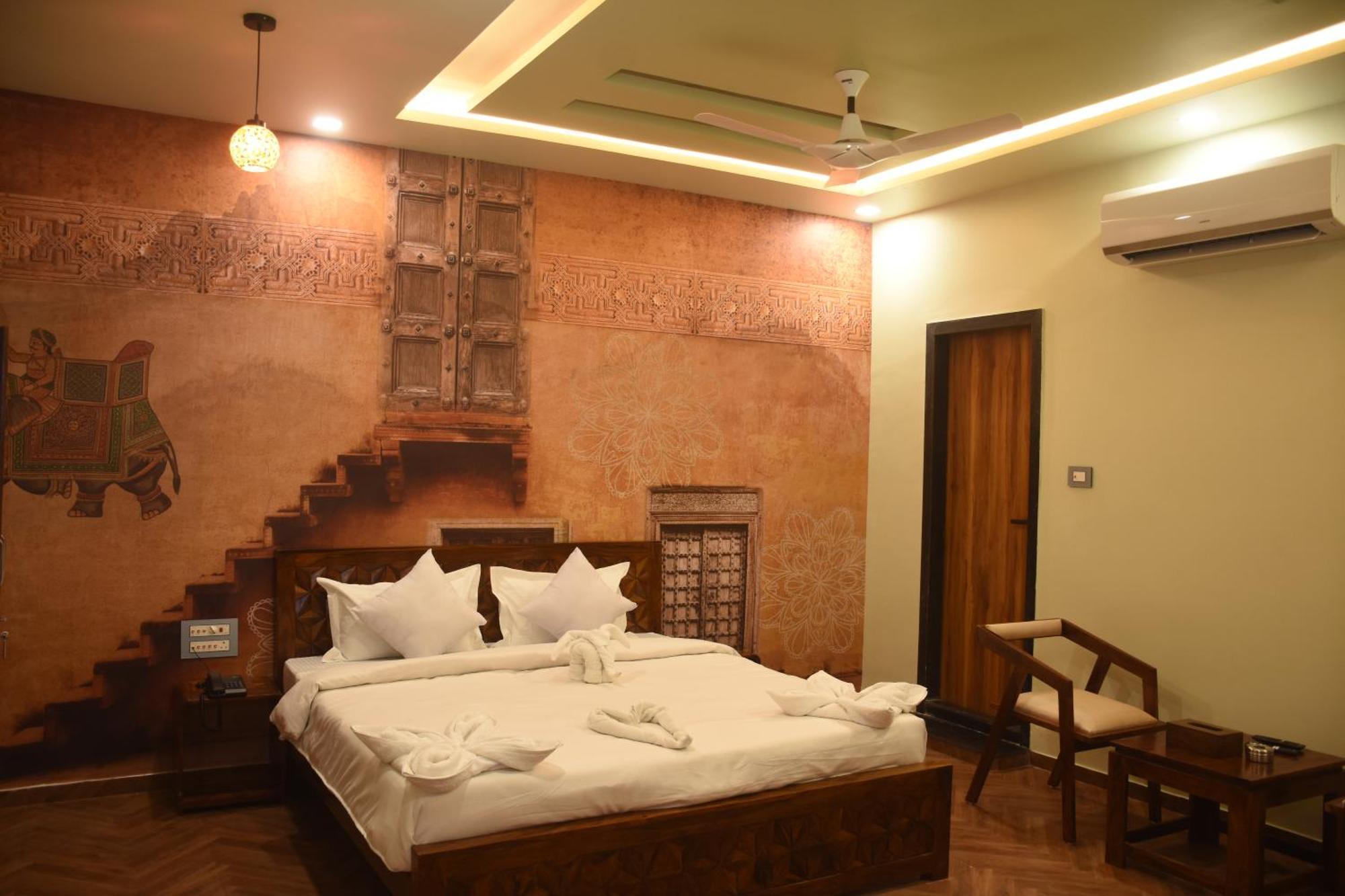 Hotel Pride Of Chittor Chittorgarh Екстериор снимка