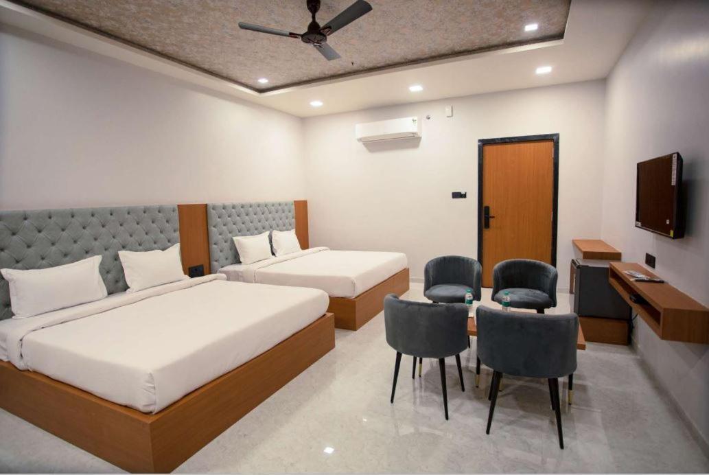 Hotel Pride Of Chittor Chittorgarh Екстериор снимка